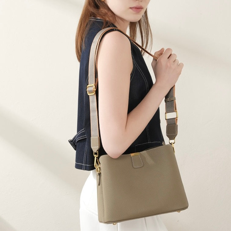 BONNIE | Classic Gold-Trimmed Genuine Leather Bucket Handbag